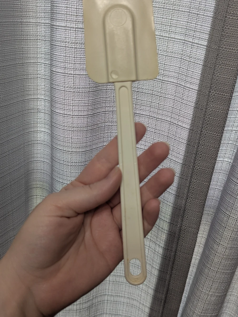 Vintage white Rubbermaid Scraper Spatula Rubber Pyrex Accessories